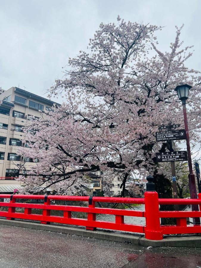 Jas Hotel Takayama Такаяма Екстер'єр фото